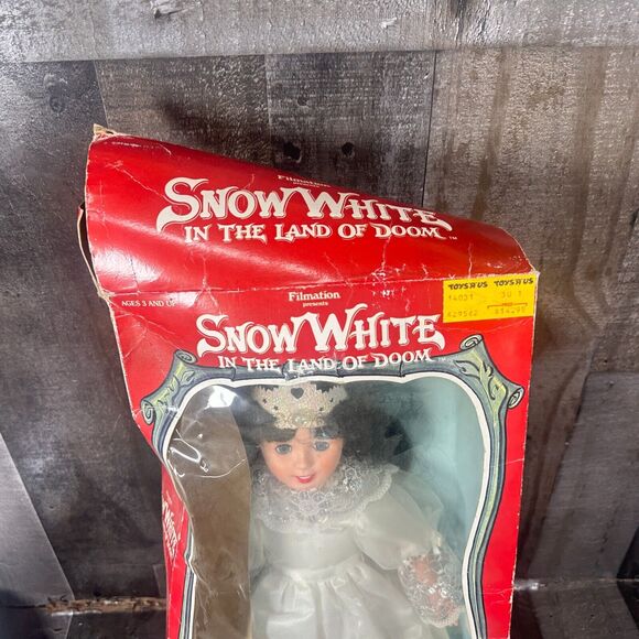 Snow White Land Of Doom Soft Stuffed Body Doll Damaged Box 1990 - Picture 2 of 10